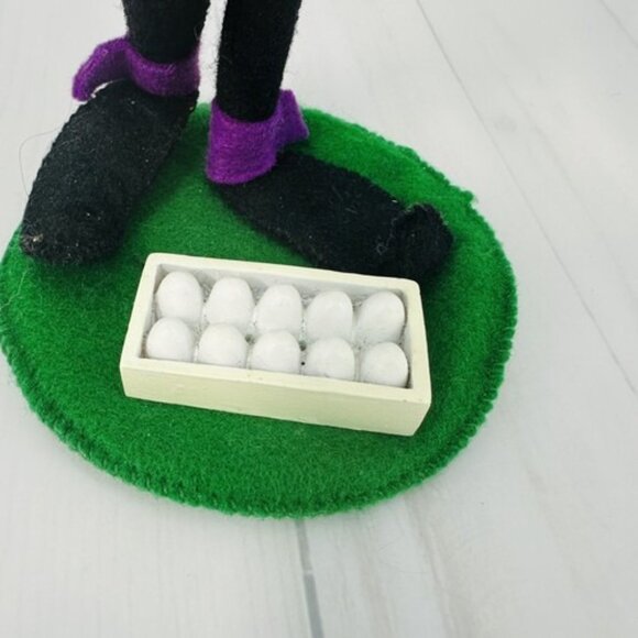 Annalee Halloween Trick or Treat 8" Witch Doll 1983 Egg Thrower - Picture 5 of 13